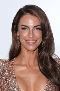 الممثل Jessica Lowndes