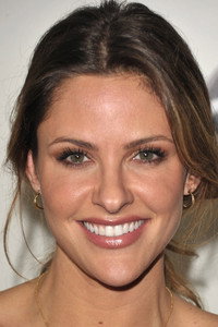 الممثل Jill Wagner