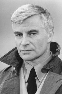 الممثل John Castle