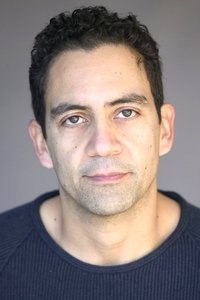 الممثل José Zúñiga