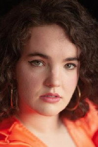 الممثل Julia Quayle
