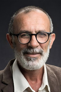 الممثل Kamel El Basha