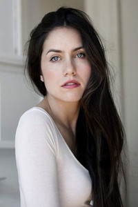 الممثل Katharina Sporrer
