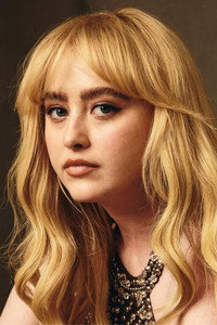 الممثل Kathryn Newton