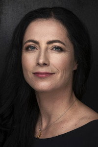 الممثل Klára Kolouchová