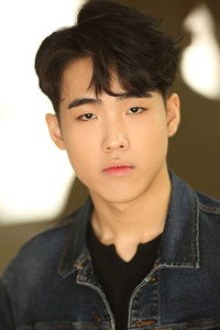 الممثل Lance Lim