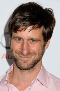 الممثل Lawrence Michael Levine