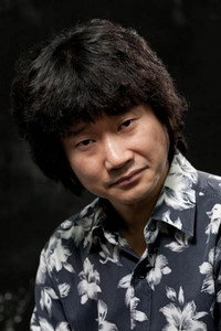 الممثل Lee Dong-yong