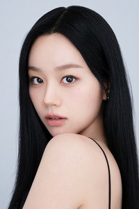 الممثل Lee Hyeri