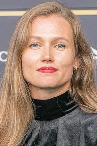 الممثل Lena Fraifeld