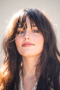 الممثل Lily Donoghue