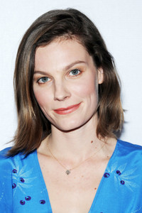 الممثل Lindsay Burdge