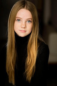 الممثل Liv Nelson