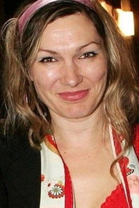الممثل Loene Carmen