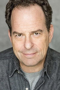 الممثل Loren Lester