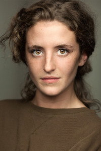 الممثل Louisa Harland