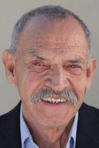 الممثل Luis Accinelli