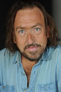 الممثل Mark Acheson