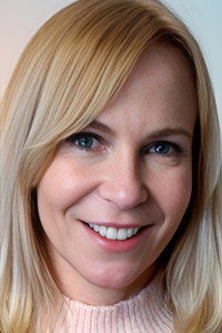 المخرج Marti Noxon