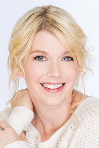 الممثل Mary Elizabeth Ellis
