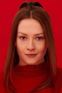 الممثل Meg Eloise-Clarke