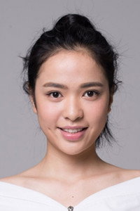 الممثل Meng Zhou