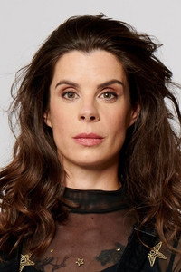 الممثل Meredith MacNeill
