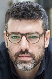 المخرج Mert Baykal