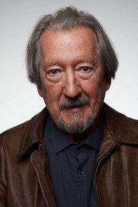 الممثل Michael Caton