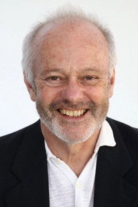 المخرج Michael Radford