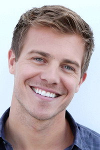 الممثل Michael Roark