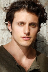 الممثل Michael Vlamis