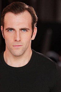 الممثل Mickey O'Sullivan