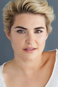 الممثل Morgana O'Reilly