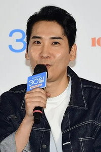 المخرج Nam Dae-joong