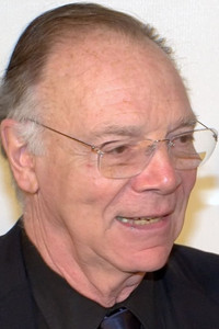 الممثل Nicholas Pileggi