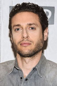 الممثل Paulo Costanzo