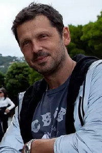 المخرج Peter Webber