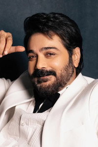الممثل Prosenjit Chatterjee