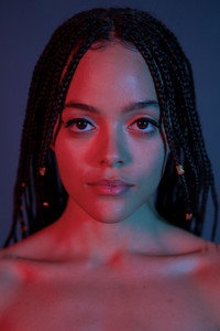 الممثل Quintessa Swindell