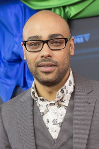 الممثل Rainbow Sun Francks