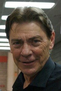 الممثل Richard Brooker