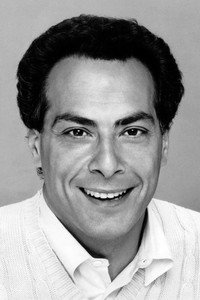 الممثل Richard Romanus