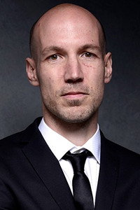المخرج Rick Rowley