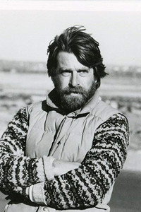المخرج Robert Harmon