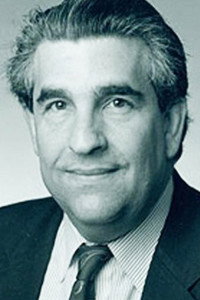 المخرج Robert Mandel