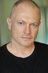 الممثل Ross Kettle