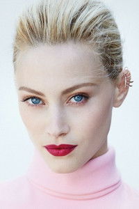 الممثل Sarah Gadon