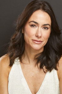 الممثل Sarah Voigt