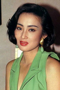 الممثل Sharla Cheung